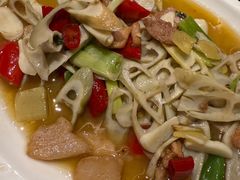 -华冠悠岚·庭院餐厅(青城后山店)