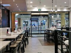 大堂-康师傅私房牛肉面(马泉营奥莱店)