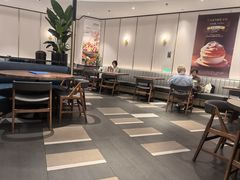 -港丽餐厅(正大店)