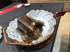 镇店之宝专利精品炭烧飞鸽-高家烧鸽子烧烤店63年