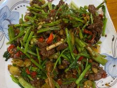 -临江餐馆二楼美食部落