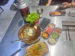 -马路牙子烧烤音乐酒馆(望京店)