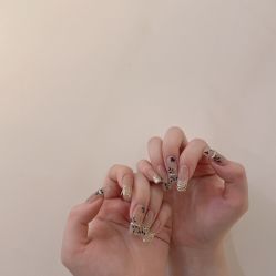 -Fanni美甲美睫皮肤管理