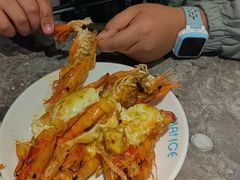 -曼格活海鲜·牛排自助(光明蓝鲸店)