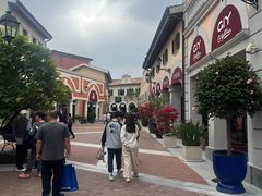 -佛罗伦萨小镇广佛名品奥特莱斯(疏港路店)