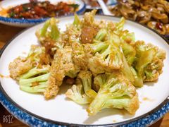 -东来菜馆•手抓海鲜家常菜•海鲜锅贴(鸽子窝店)