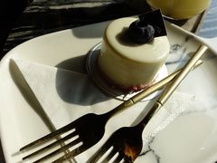 -UNI UNI(环亚凯瑟琳店)