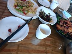 -隔壁老王·家常云南菜(花巷店)