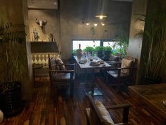 -HIGH FIVE哈福手工汉堡(桂林路店)