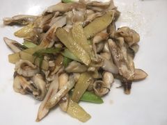 姜葱爆炒蛏子-将相和·海鲜蒸饺大连菜