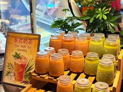 -广州万富希尔顿酒店·感趣自助餐厅·金秋蟹宴生蚝海鲜刺身