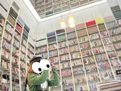 -钟书阁(松江泰晤士小镇店)