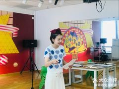 -蓝话筒·少儿成人演讲口才·主持朗诵·戏剧表演(大华第一坊店)