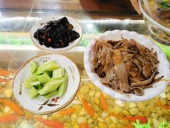 -金杨拉面王小吃面馆·牛三宝面·红烧牛肉粉