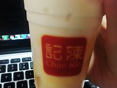 -陈记甜品窝(中山北路店)