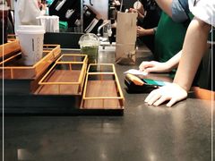 -星巴克臻选(周浦万达店)