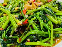 凉拌空心菜-玛扎烧烤私房菜