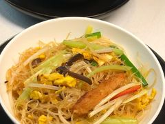 港式炒银丝米粉-三号黄浦会Canton Table