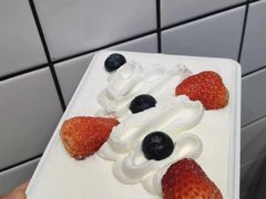 -皇冠幸福里动物奶油生日蛋糕(龙阳村地铁站店)