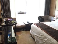 -珠海棕泉水疗酒店(拱北口岸高铁站店)