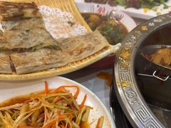 -乡土黄·鲜牛肉火锅·小龙虾(兴业街店)