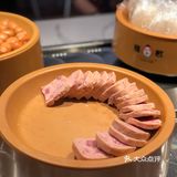 食材新鲜、品种丰富的超值回转自助小火锅