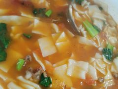 -布尔津河堤夜市