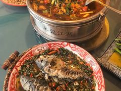 -牟记江湖重庆地标特色菜鱼蛋海鲜无刺鲫鱼(巴南区黑金冠十多年好店)