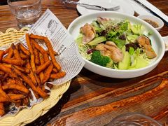 -1886德国汽车餐厅(外滩十六铺码头店)