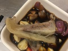 -胡须佬鸡煲四季火锅店(石厦西村直营店)