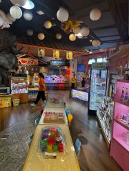 -卡通尼乐园(新达汇三林店)