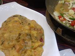 -香巴拉云南餐厅(华莱坞店)