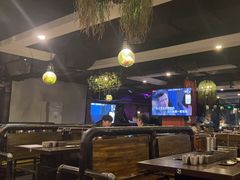 -麦凯伦烧烤·精酿超级工厂店(金桥总店)