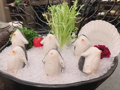 企鹅qq丸-湊湊火锅·茶憩(打浦桥日月光店)