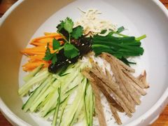 鸡丝凉米线-云海肴·汽锅鸡·云南代表菜(天津国金汇店)