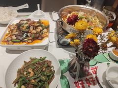 -鑫小城故事·藕汤·家常菜(台北一路总店)
