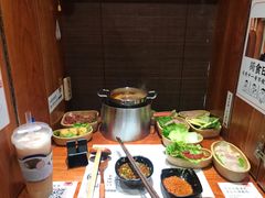 -独食火锅·半米屋台(直营总店)