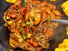 -晨皓祥人民公社铁锅炖菜(西华苑店)