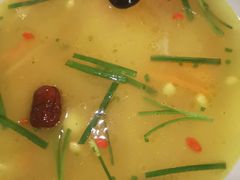 -滇越乘象云南餐厅(豆各庄店)