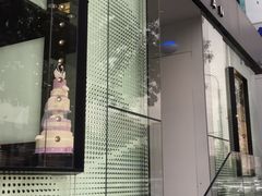 门面-BLACKSWAN黑天鹅(环球店)