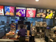 -麦当劳(长江西路得来速店)