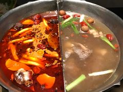 -湊湊火锅·茶憩(新中关购物中心店)