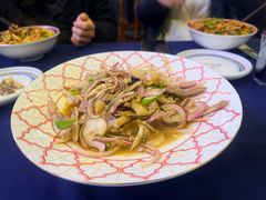 -伊带伊路新疆美食府(呼家楼店)
