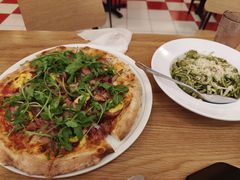 -城市大道红炉披萨烘焙坊