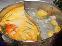 -椰子湾·海南火锅·糟粕醋·椰子鸡(正大广场店)