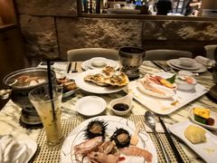 -雍和会海鲜姿造自助(湖东路店)