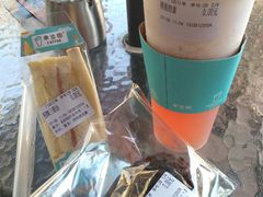 -幸运咖(公园茂直营店)