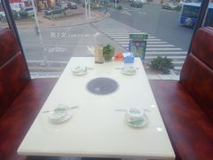 靠窗位-鑫悦楼煎蟹·16年海鲜大排档