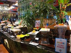 -三英温泉度假酒店-自助餐厅