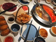 -左庭右院鲜牛肉火锅(金山万达店)